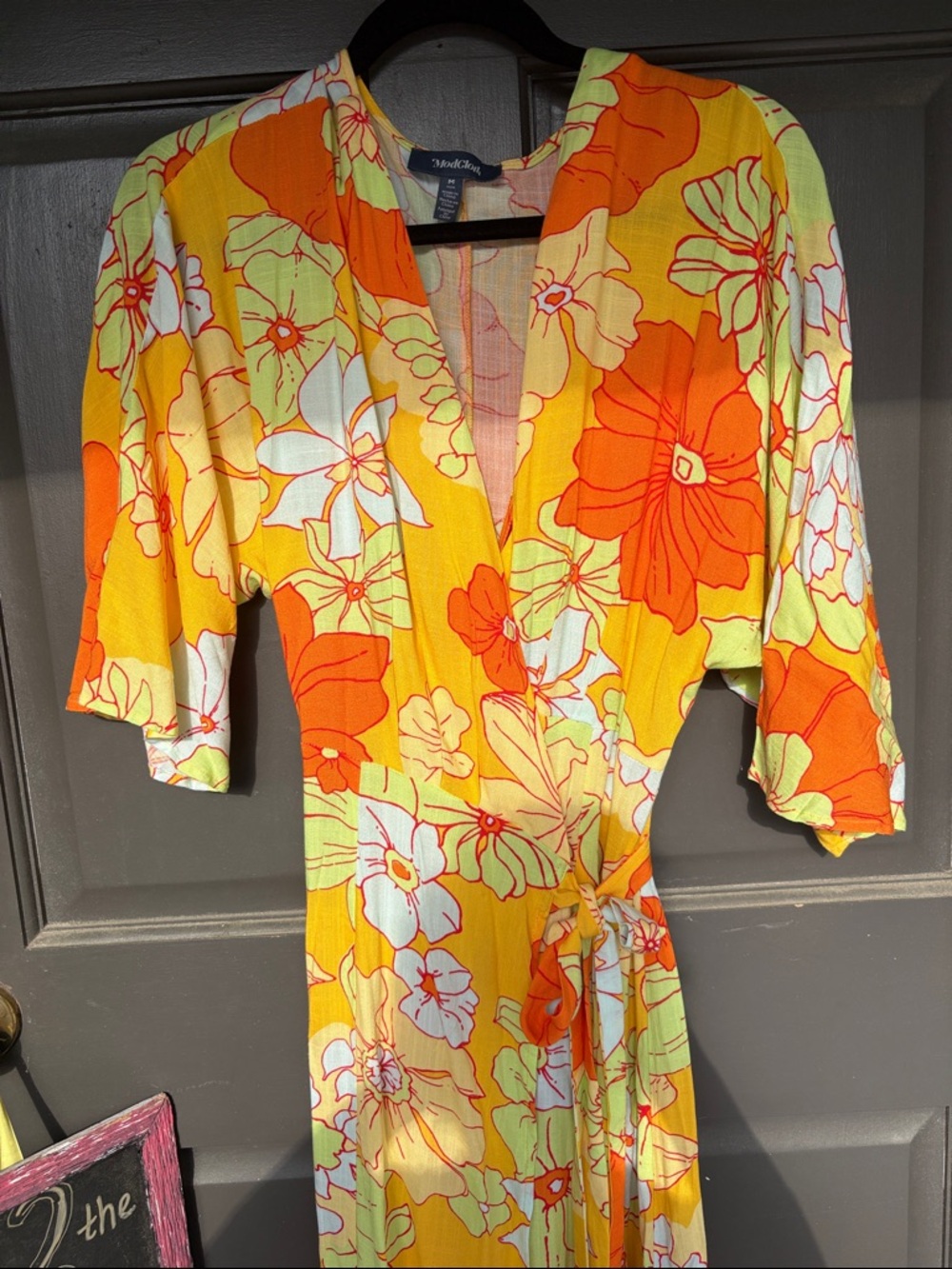 NWT ModCloth Vibrant Floral maxi Wrap Dress in Yellow and Orange - Picture 3 of 5